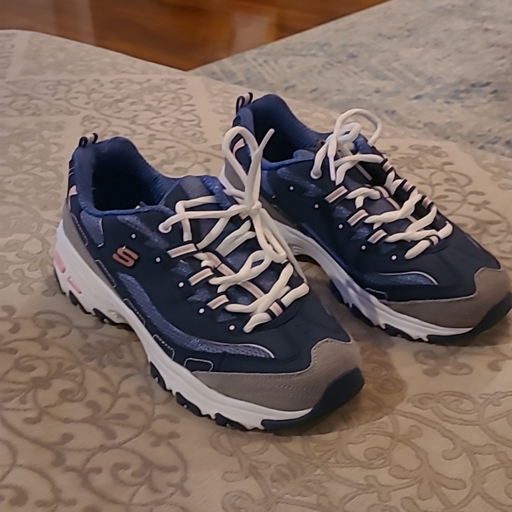 Sneakers